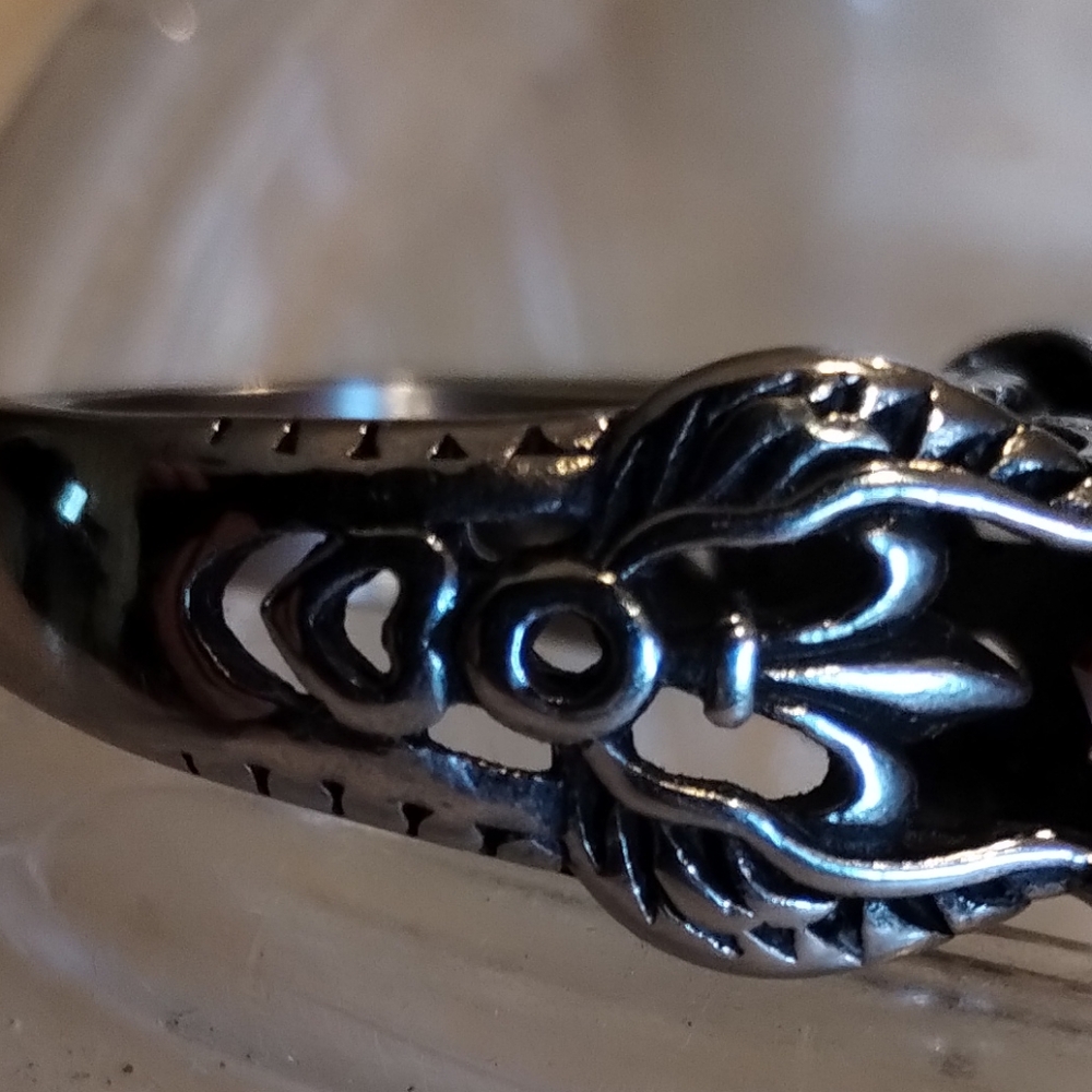 Gothic Red Ruby Cz Ring Size 8 - image 5